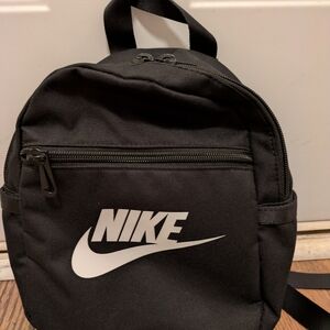 Nike Sportswear Futura Small Black Backpack Zip Adjustable Strap Pockets EUC